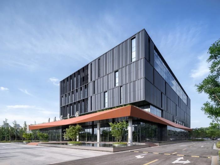 BIM建筑|如场地升起的巨石——青浦区档案馆 / UDG联创设计