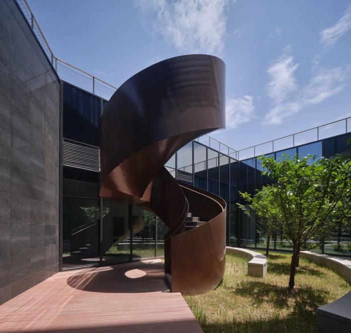 BIM建筑|如场地升起的巨石——青浦区档案馆 / UDG联创设计