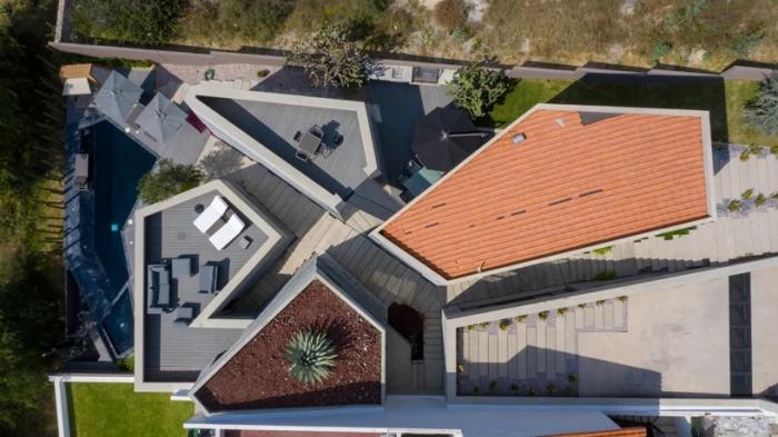 BIM建筑|一簇互相对望的“岩石”集群——Amanali住宅 / Rojkind Arquitectos