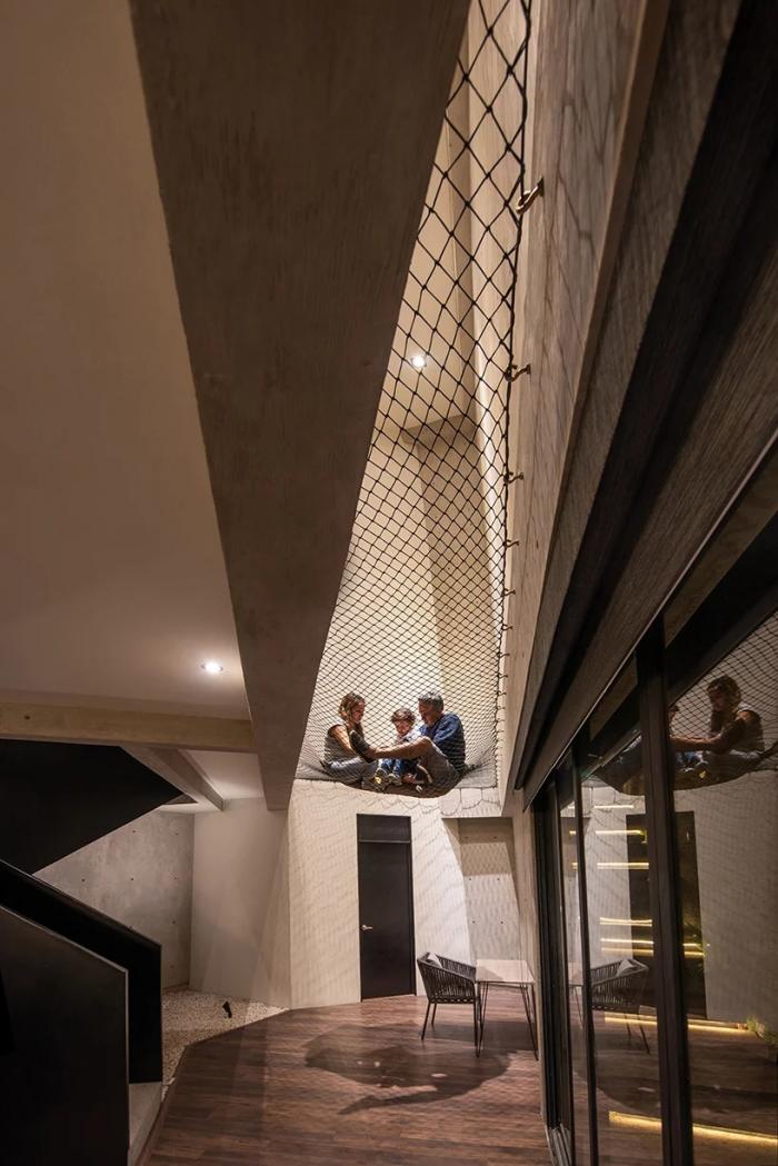 BIM建筑|一簇互相对望的“岩石”集群——Amanali住宅 / Rojkind Arquitectos