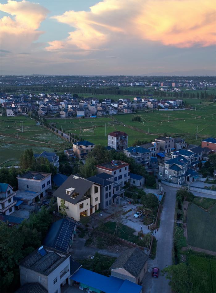 BIM建筑|乡居倒影——龙游后山头28号宅 / 中国美术学院风景建筑设计研究总院