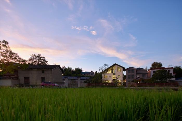 BIM建筑|乡居倒影——龙游后山头28号宅 / 中国美术学院风景建筑设计研究总院