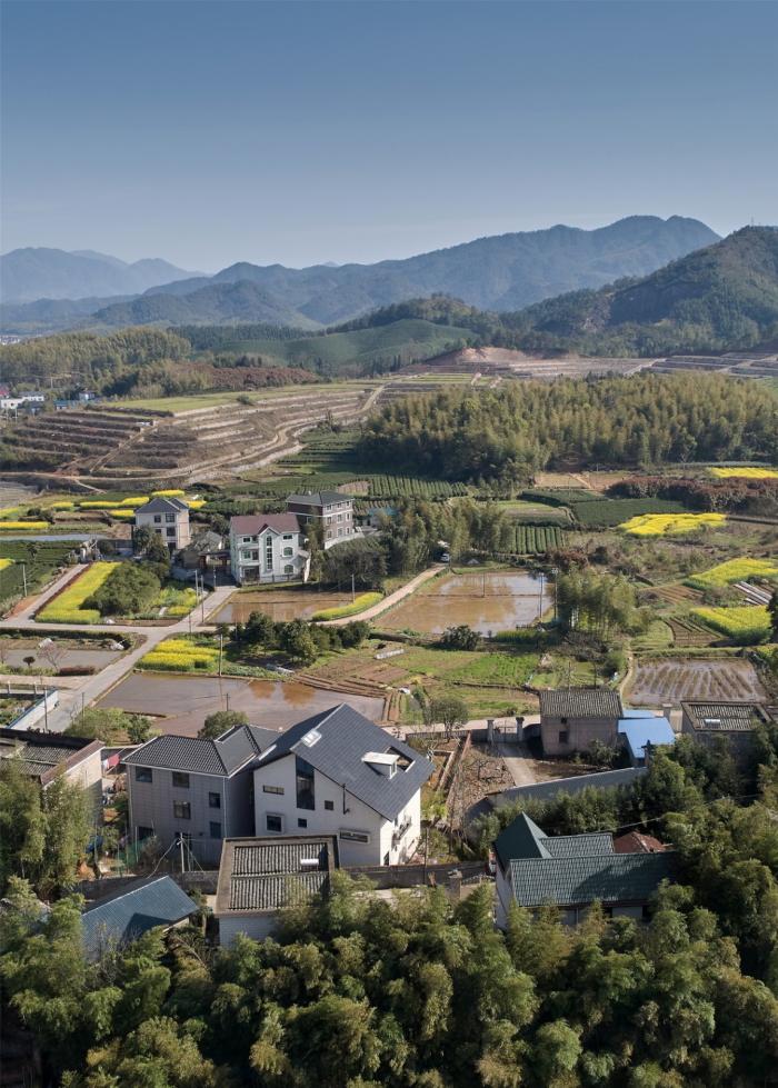 BIM建筑|乡居倒影——龙游后山头28号宅 / 中国美术学院风景建筑设计研究总院