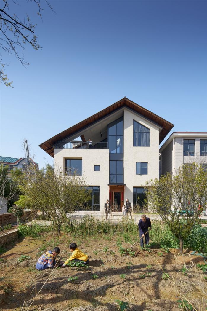 BIM建筑|乡居倒影——龙游后山头28号宅 / 中国美术学院风景建筑设计研究总院