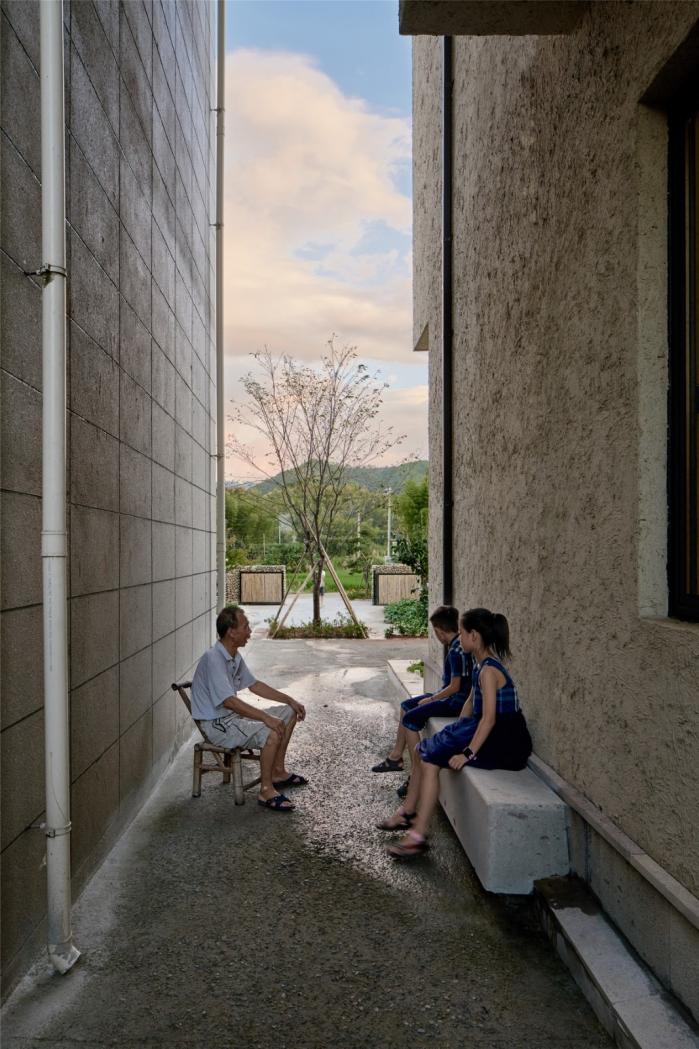 BIM建筑|乡居倒影——龙游后山头28号宅 / 中国美术学院风景建筑设计研究总院