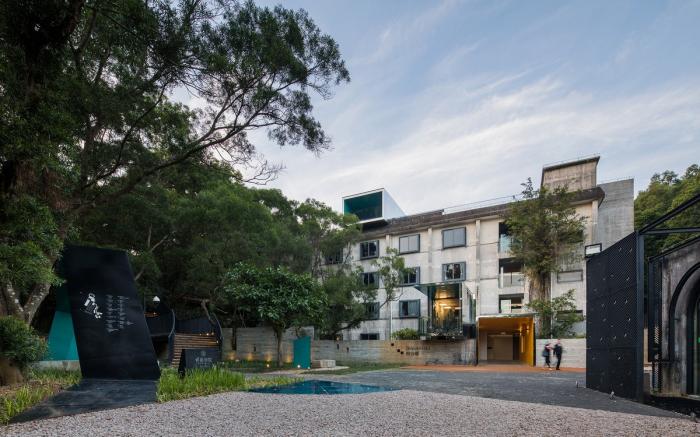 BIM建筑|漫步空间的营造——深圳明德学院 / 源计划建筑师事务所