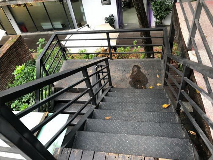 BIM建筑|隐于都市心脏，广州老楼蜕变成时尚办公空间 / 在于空间设计