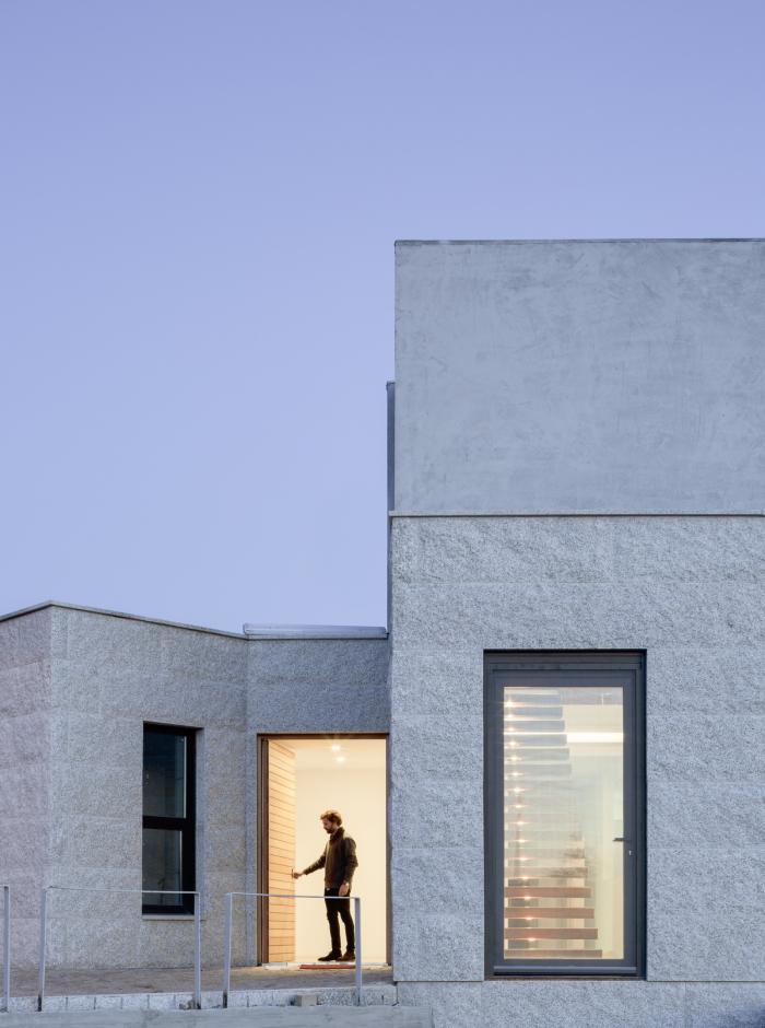 BIM建筑|粗野之中，落日般的清新，VMS 住宅 / Marcos Miguelez