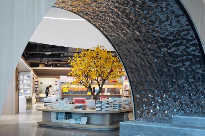 BIM建筑|体验式文创空间，深圳书城龙华城 / 香港汇创国际