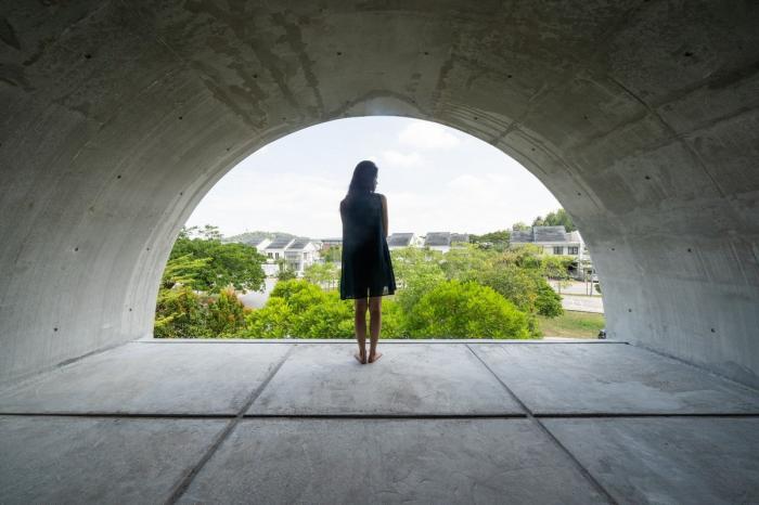 BIM建筑|简约而大胆，混凝土拱形筒的小清新：Bewboc 住宅 / Fabian Tan