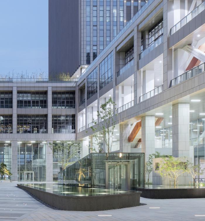 BIM建筑|体用合一的公民空间：昆山市政务服务中心 / 上海思域设计