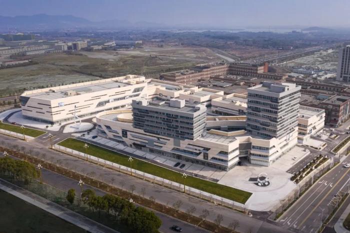 “人、城、产”合一的创新驱动产业社区