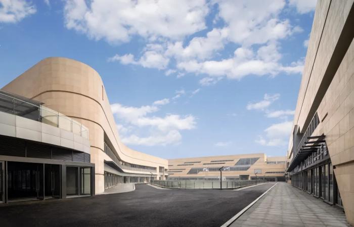 “人、城、产”合一的创新驱动产业社区