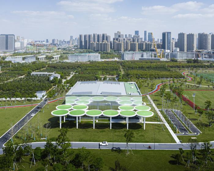 BIM建筑|消解与晕染：临平体育公园配套工程项目 / 筑境设计