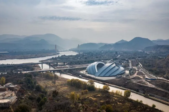 BIM建筑|日月相对，华夏文化展示中心 / 青岛腾远设计事务所 + ECA2