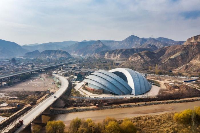 BIM建筑|日月相对，华夏文化展示中心 / 青岛腾远设计事务所 + ECA2