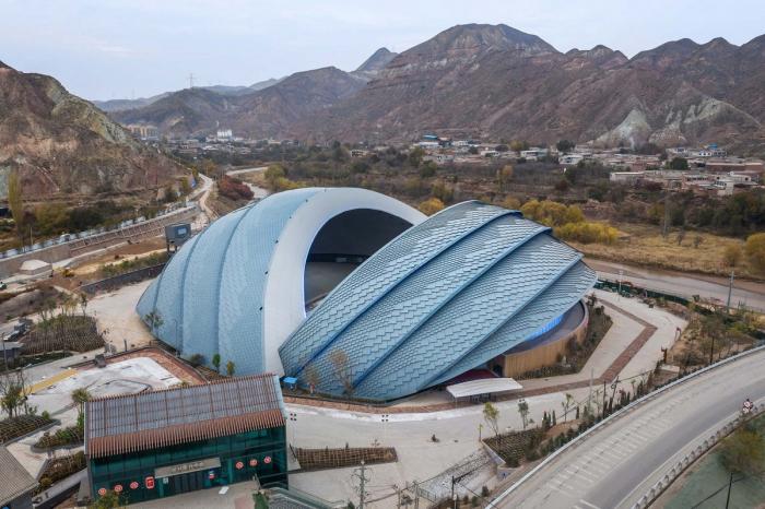 BIM建筑|日月相对，华夏文化展示中心 / 青岛腾远设计事务所 + ECA2