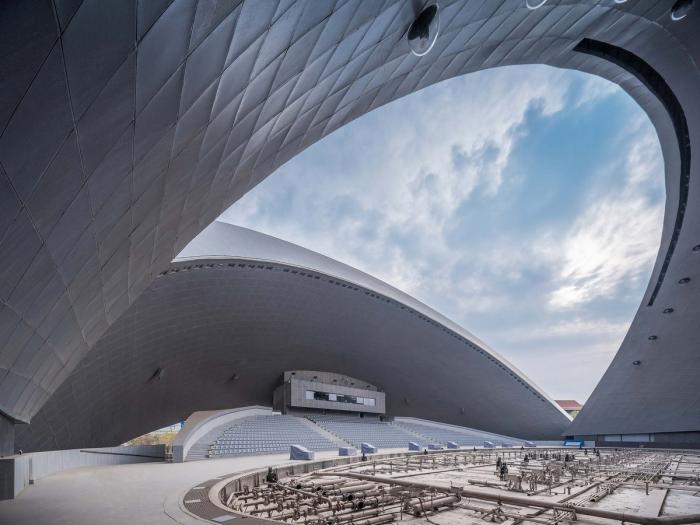 BIM建筑|日月相对，华夏文化展示中心 / 青岛腾远设计事务所 + ECA2