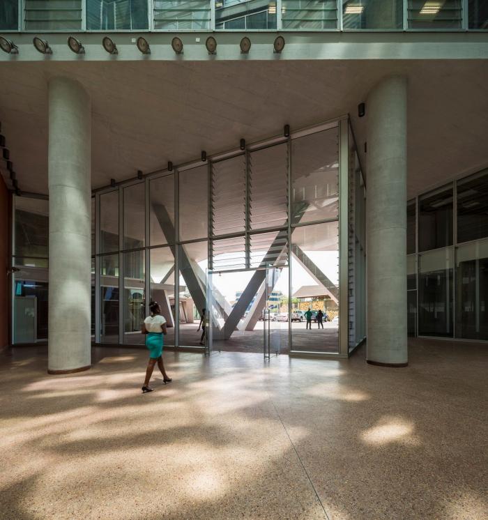 BIM建筑|“西非之门”阿克拉的生态地标，One Airport Square / MCA建筑事务所