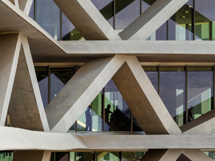 BIM建筑|“西非之门”阿克拉的生态地标，One Airport Square / MCA建筑事务所