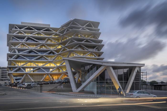BIM建筑|“西非之门”阿克拉的生态地标，One Airport Square / MCA建筑事务所