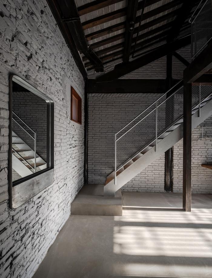 BIM建筑|白墙黛瓦下营造现代温暖空间，挚舍南禅观水酒店 / 本哲建筑