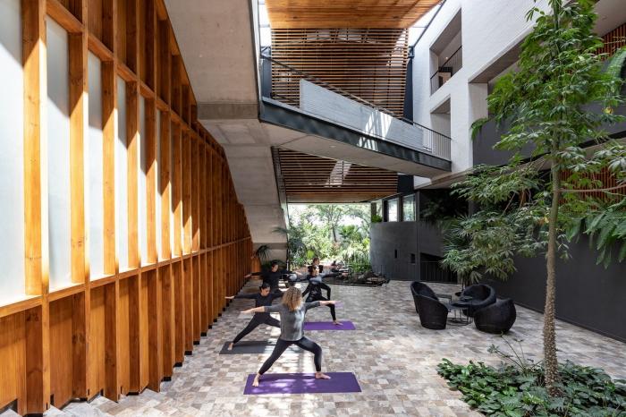 BIM建筑|于坚固外表下通透呼吸：厄瓜多尔自然大楼