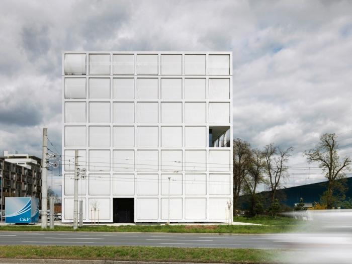 BIM建筑|外方内圆，半遮半掩的透明光影——C&P 公司总部