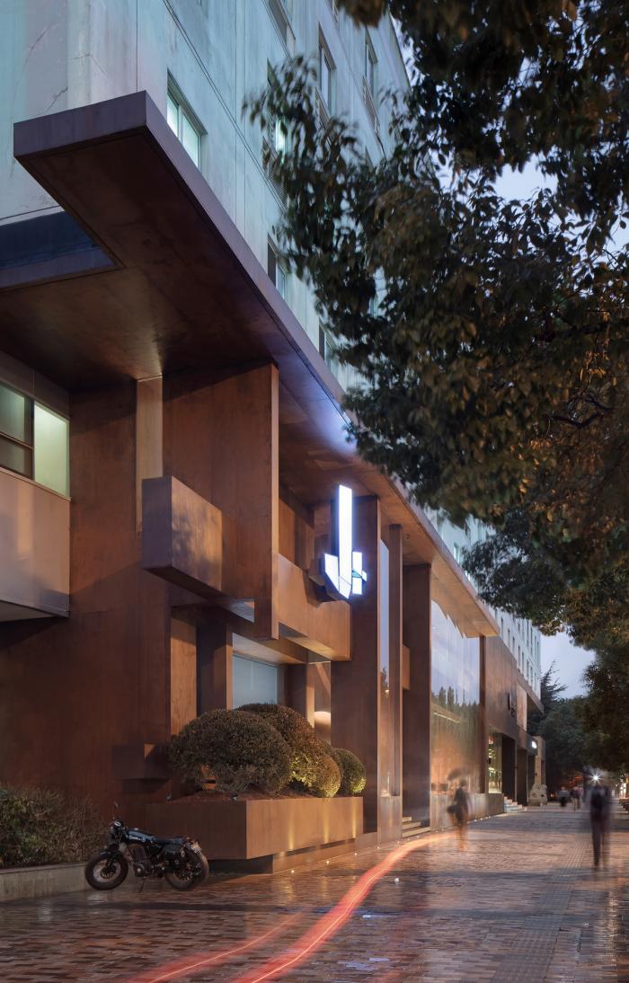 BIM建筑|粗野而柔美的结构艺术——J+生活艺术馆 / 纬图设计