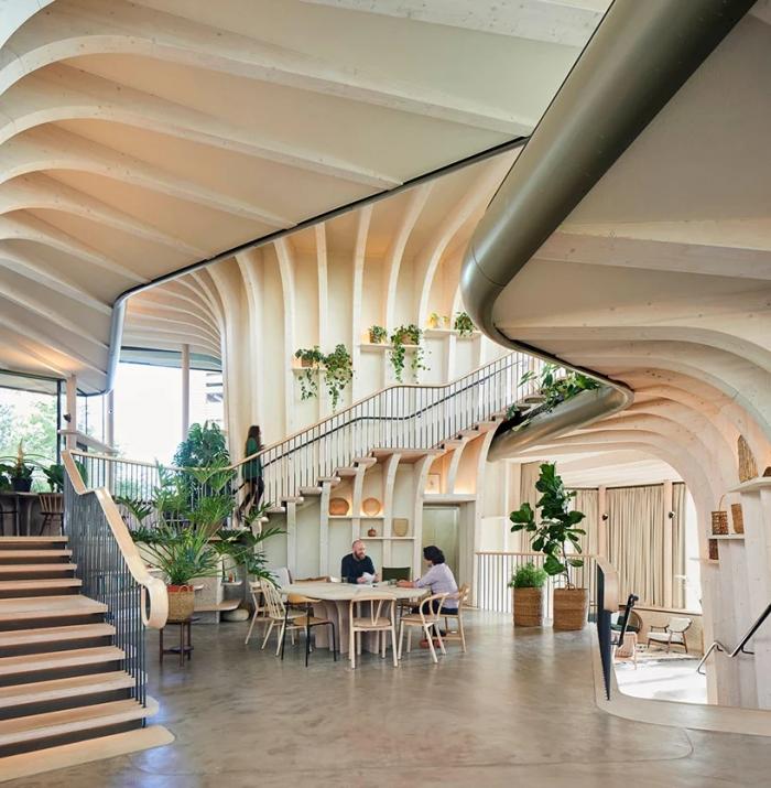 BIM建筑|赫斯维克新作：利兹市玛姬癌症关顾中心，亲生命性的“植物藤架”