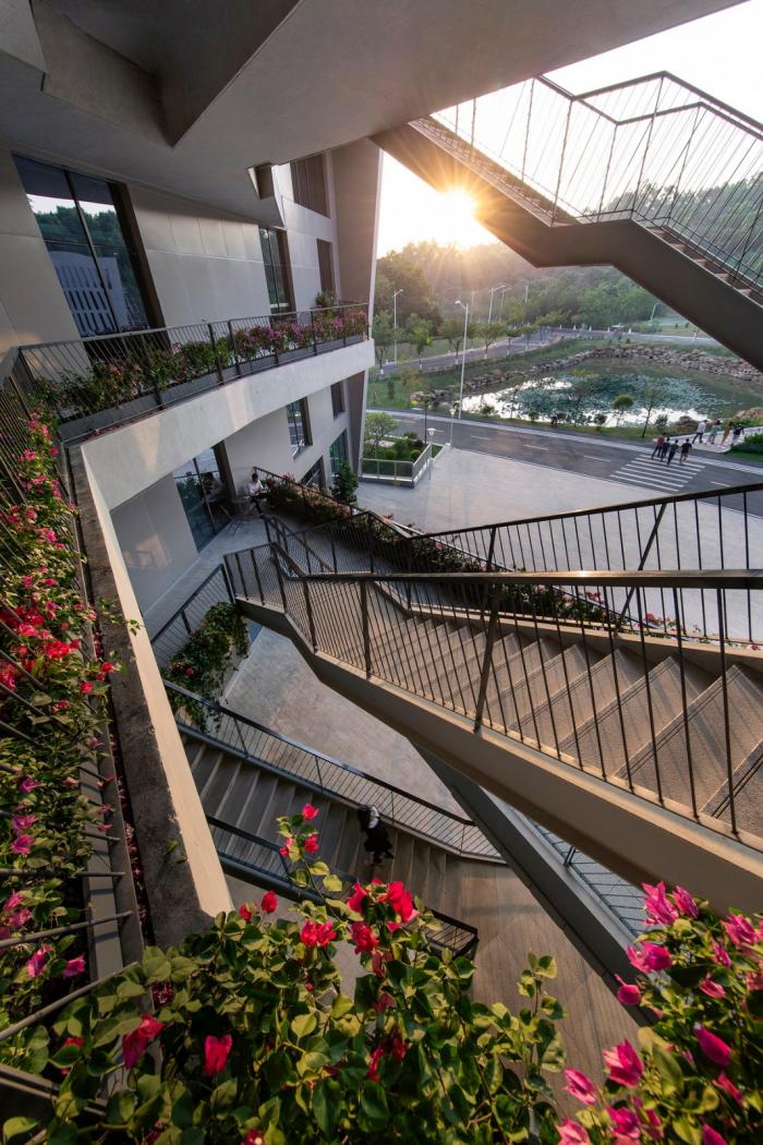 BIM建筑|广州网易总部 / 东意建筑