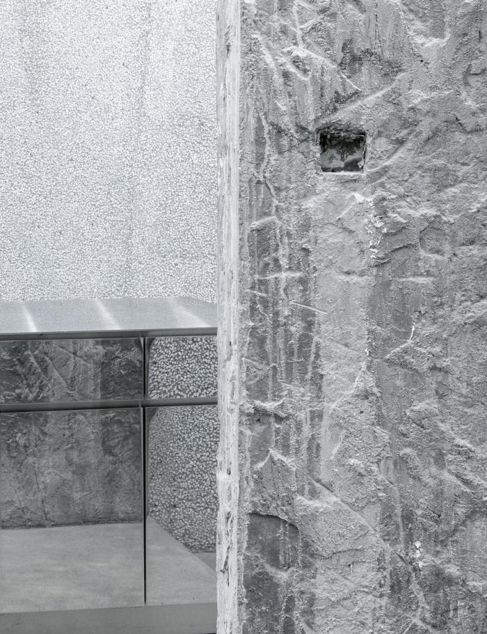 BIM建筑|以生命打破沉寂——花艺表达空间“R SOCIETY” / 0321studio