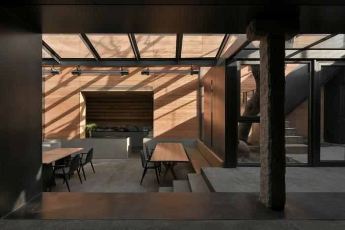 BIM建筑|“崖”——过去与未来的相遇之地 / C+ Architects