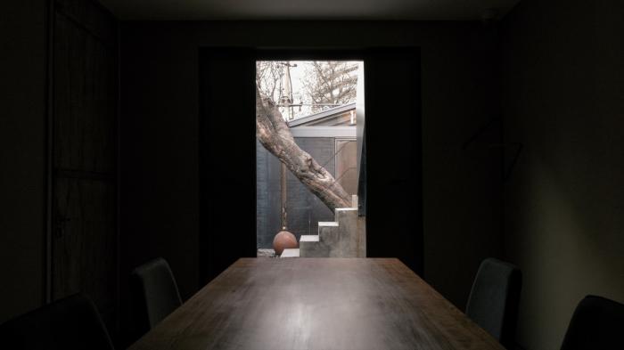 BIM建筑|“崖”——过去与未来的相遇之地 / C+ Architects