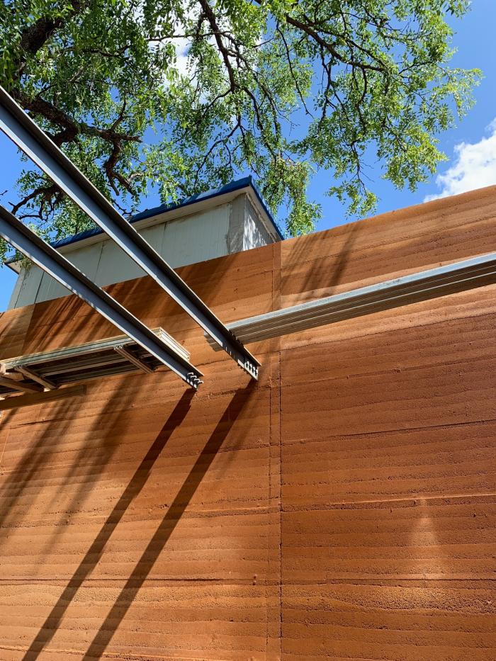 BIM建筑|“崖”——过去与未来的相遇之地 / C+ Architects