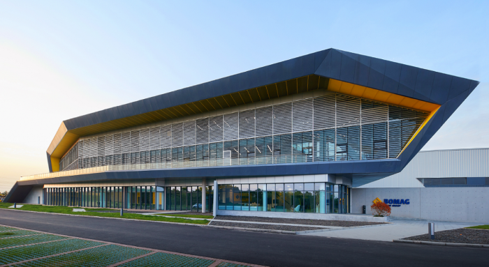 BIM建筑|宝马格常州工厂 | 工业感与现代学的设计碰撞 / VIRTUARCH 德建