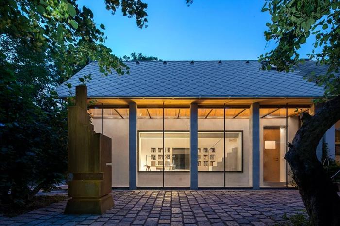 BIM建筑|裸露砖砌天花下的禅意小屋