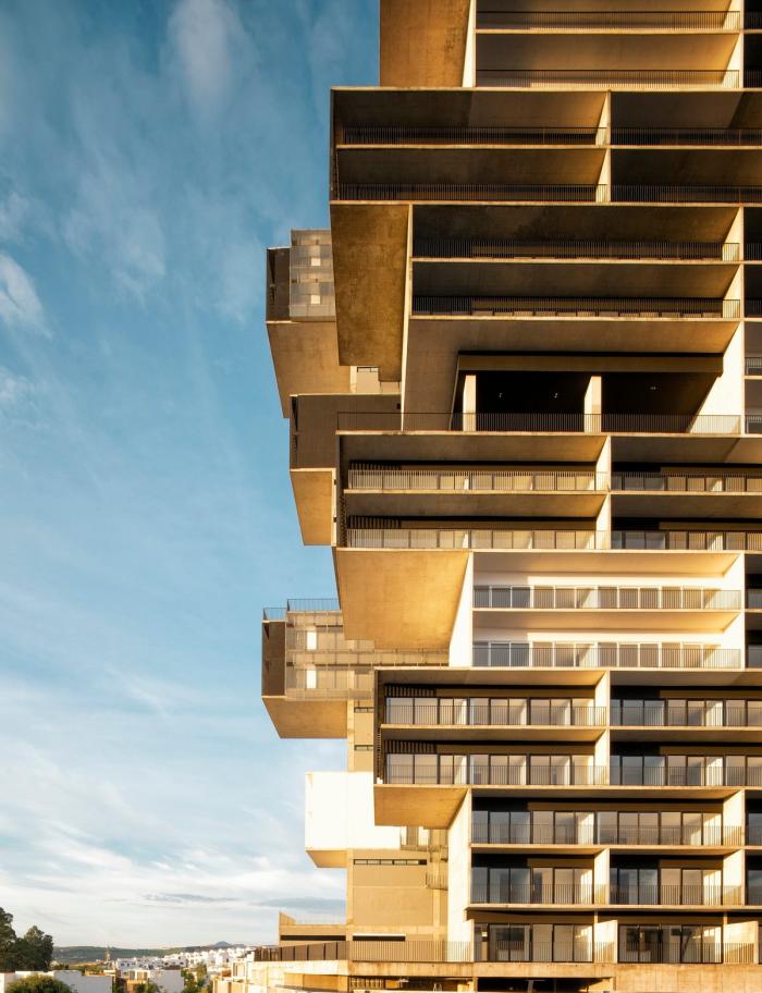 BIM建筑|64米深“峡谷”的裂变——阿曼尼公寓