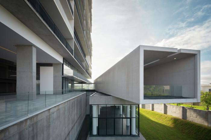 BIM建筑|64米深“峡谷”的裂变——阿曼尼公寓