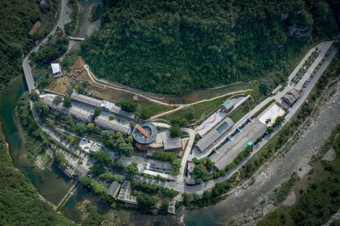 BIM建筑|809兵工厂遗址改造-酒店部分 / 三文建筑