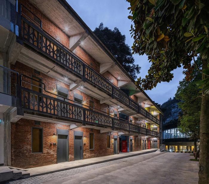 BIM建筑|809兵工厂遗址改造-酒店部分 / 三文建筑