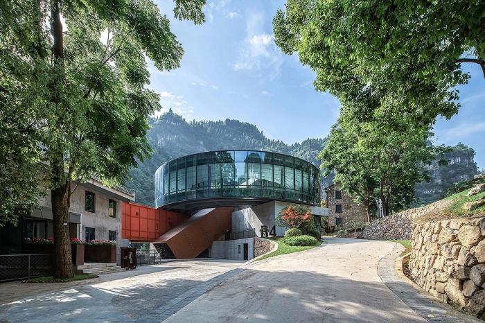 BIM建筑|809兵工厂遗址改造-酒店部分 / 三文建筑