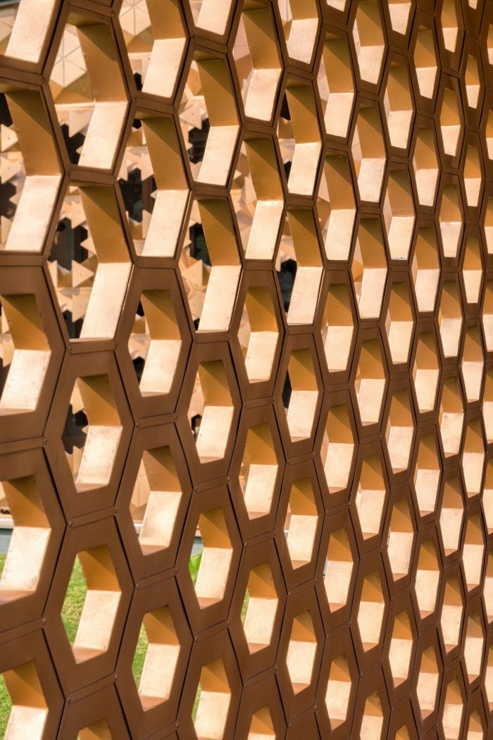 BIM建筑|蜂巢住宅 / Openideas