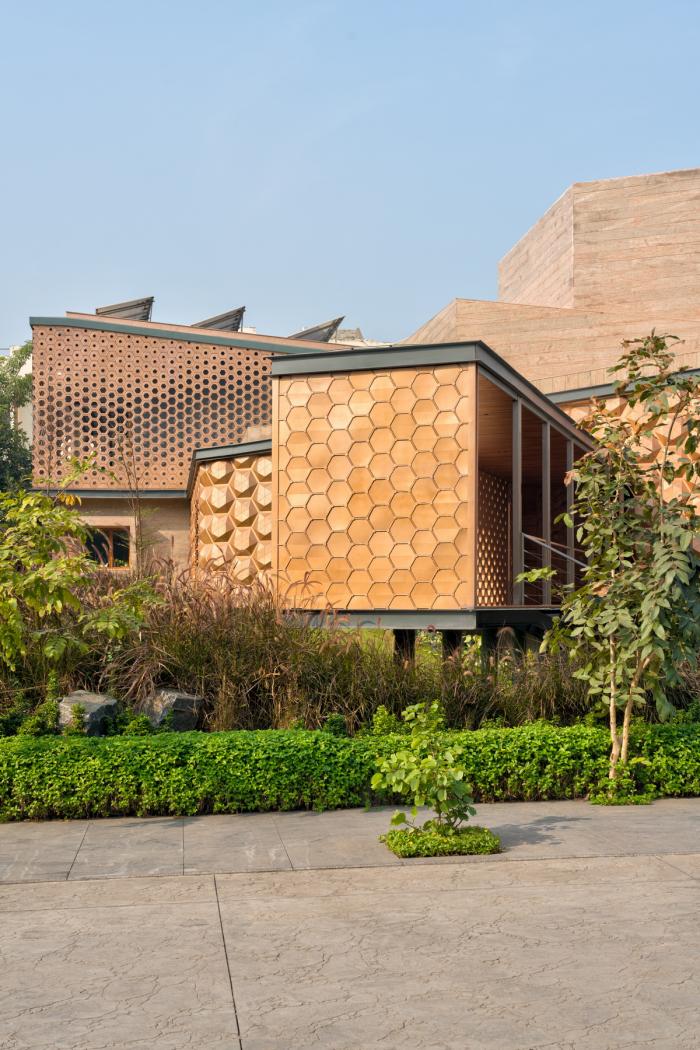 BIM建筑|蜂巢住宅 / Openideas