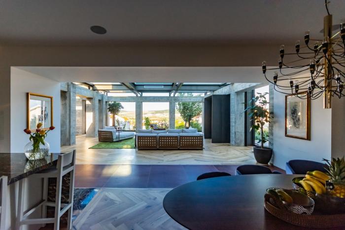 BIM建筑|与混凝土立柱对话——BM卡瓦纳住宅