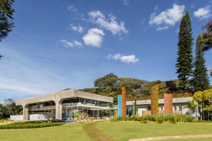 BIM建筑|巴西粗野主义建筑改造 / Arquitécnika