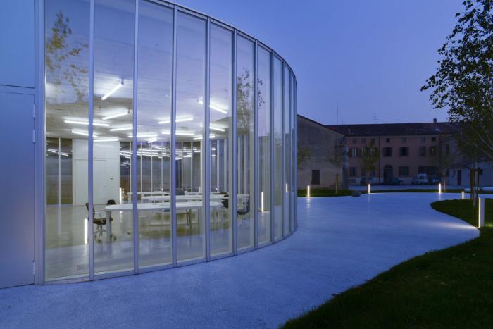 BIM建筑|艾米利亚震后重建系列作品 / MCA建筑事务所