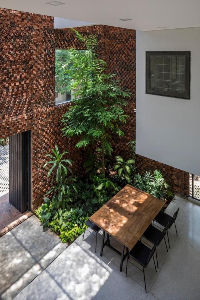 BIM建筑|清风徐来，光影婆娑：越南“自呼吸”墙宅