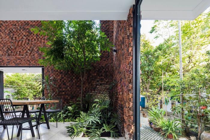 BIM建筑|清风徐来，光影婆娑：越南“自呼吸”墙宅