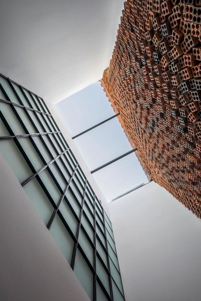 BIM建筑|清风徐来，光影婆娑：越南“自呼吸”墙宅